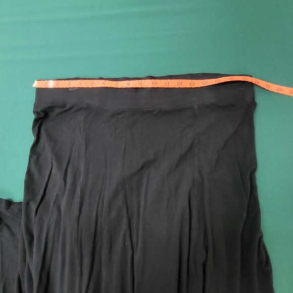 Torrid black knit car wash skirt maxi long slits EUC size 0 or large or 12 - Picture 5 of 8